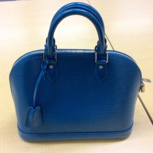 ルイヴィトン エピ M40624 アルマPM アルマPM M40624