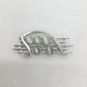 クリソベリルキャッツアイブローチ 4.96カラット