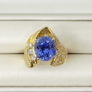 タンザナイトリング 5.76カラット