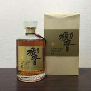 響 17年 両面ゴールドラベル 750ml 箱付