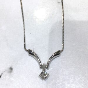 ダイヤモンドネックレス 0.39カラット