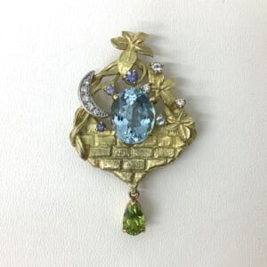 アクアマリンブローチ 8.03カラット