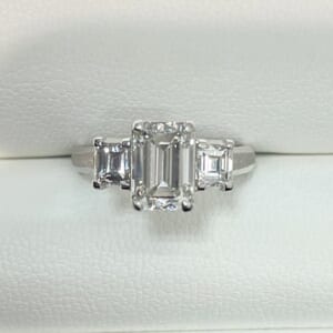 ダイヤモンドリング 1.7ct