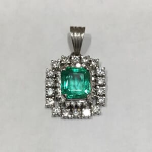 エメラルドペンダントトップ 2.88ct