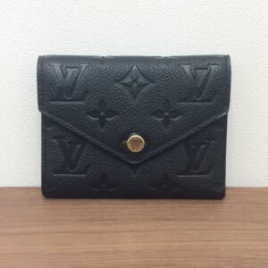 ルイヴィトン モノグラムアンプラント ポルトフォイユヴィクトリーヌ M64060