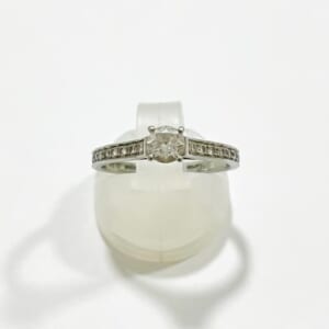 カルティエ ソリテールリング 0.38ct