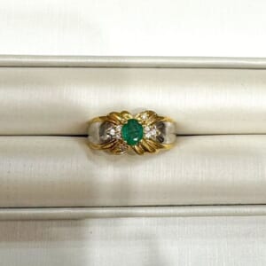 エメラルドリング 0.34ct