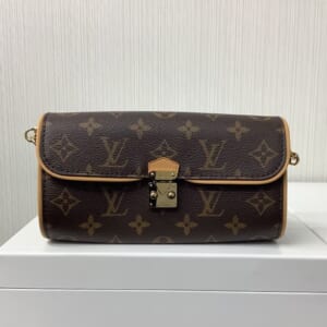 ルイヴィトン モノグラム ポシェットカミーユ M13566