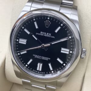 ロレックス オイスターパーペチュアル 124300