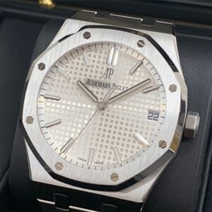 オーデマピゲ ロイヤルオーク オートマティック 15500ST.OO.1220ST.04