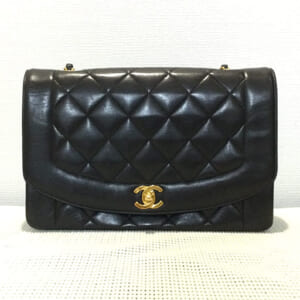 シャネル ダイアナ フラップショルダーバッグ チェーンショルダー 25 ラムスキン ゴールド金具 A01165