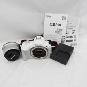 Canon キャノン ミラーレス一眼レフカメラ EOS R50 18-45 F4.5-6.3 IS STM ホワイト 中古品