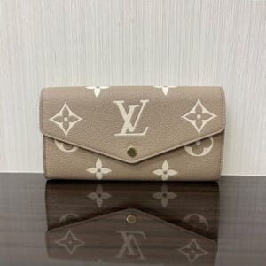 ルイヴィトン モノグラムアンプラント ポルトフォイユサラNM M81049
