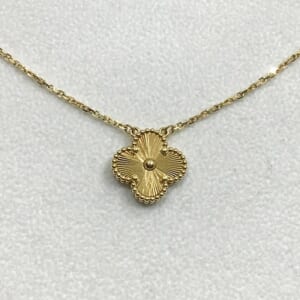ヴァンクリーフ＆アーペル ヴィンテージアルハンブラペンダント 18K イエローゴールド ギョシェ VCARP4KL00