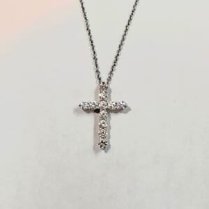 ティファニー クロススモールネックレス