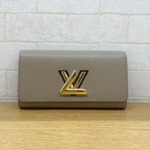 ルイヴィトン エピ ポルトフォイユツイスト M67510