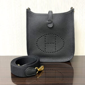 エルメス エヴリン TPM トリヨンクレマンス 黒 ゴールド金具