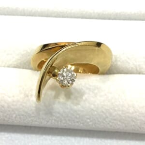 ダイヤモンドリング 0.35ct