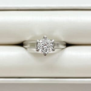 ダイヤモンドリング 0.77ct