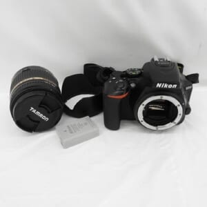 Nikon ニコン デジタル一眼レフカメラ D5500 ボディ+TAMRON Di II 18-270mm F/3.5-6.3 ニコン用 レンズセット 付属品あり 中古品