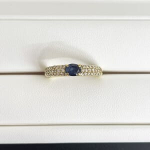 サファイアリング 0.6ct