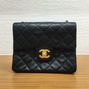 シャネル ミニマトラッセ チェーンショルダーバッグ 18 ラムスキン ゴールド金具 A01115