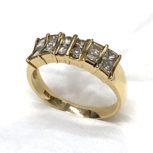 ダイヤモンドリング 1.01ct ラウンド&プリンセスカットダイヤ付YG