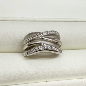 ダイヤモンドリング 0.33ct
