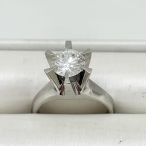 ダイヤモンドリング 1.01ct