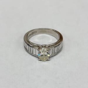 ダイヤモンドリング 1.00ct