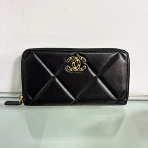 シャネル シャネル19 ロングジップウォレット AP1063