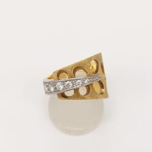 ダイヤモンドリング 0.3ct