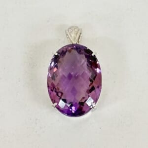 アメシストペンダントトップ 76.25ct