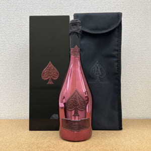 アルマン・ド・ブリニャック ドゥミ・セック レッド ※ボトルダメージ無 箱/ケース付