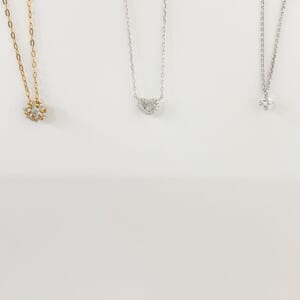 ダイヤモンドネックレス 0.2ctなど3点