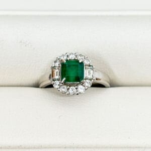 エメラルドリング 0.920ct