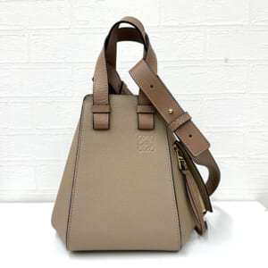 ロエベ ハンモック コンパクト A538H13X03