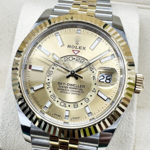 ロレックス スカイドゥエラー 326933