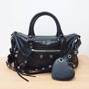 バレンシアガ ルカゴール 743383