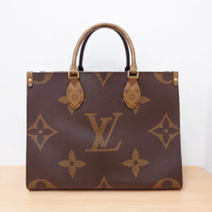 ルイヴィトン モノグラムジャイアントリバース オンザゴーMM M45321