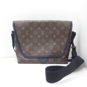 ルイヴィトン モノグラムマカサー マグネティックメッセンジャー M45557