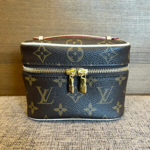 ルイヴィトン モノグラム ニースナノ M44936