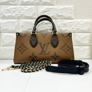 ルイヴィトン モノグラムリバース オンザゴーEWチェーン M14236