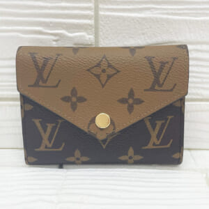 ルイヴィトン モノグラムリバース ポルトフォイユヴィクトリーヌ M81557