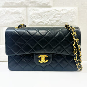 シャネル マトラッセ チェーンショルダーバッグ ラムスキン ゴールド金具