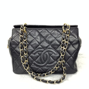 シャネル マトラッセ チェーンショルダーバッグ A18004
