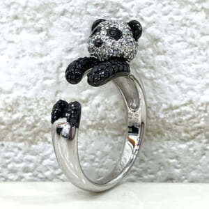 ポンテヴェキオ アミケッティ パンダモチーフ K18WGブラックダイヤモンド/ダイヤモンドリング GL1089R001BLWB