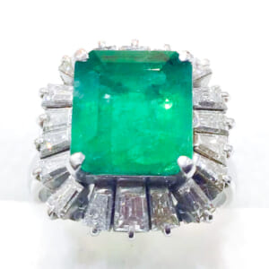 エメラルドリング 2.850ct