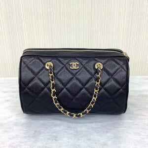 シャネル マトラッセ チェーンショルダーバッグ AP4474