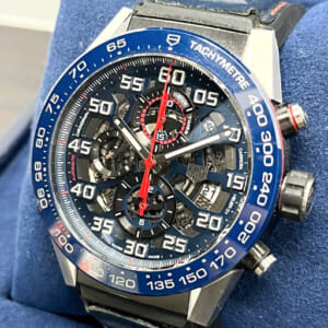 タグホイヤー カレラ キャリバーホイヤー01 クロノグラフ レッドブルレーシング CAR2A1N.FT6100